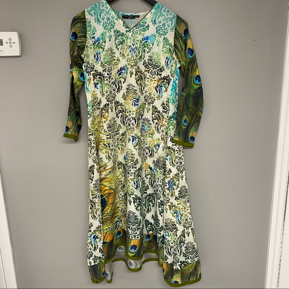 Indian/Pakistani desi kurti/shirt peacock print - Picture 1 of 3